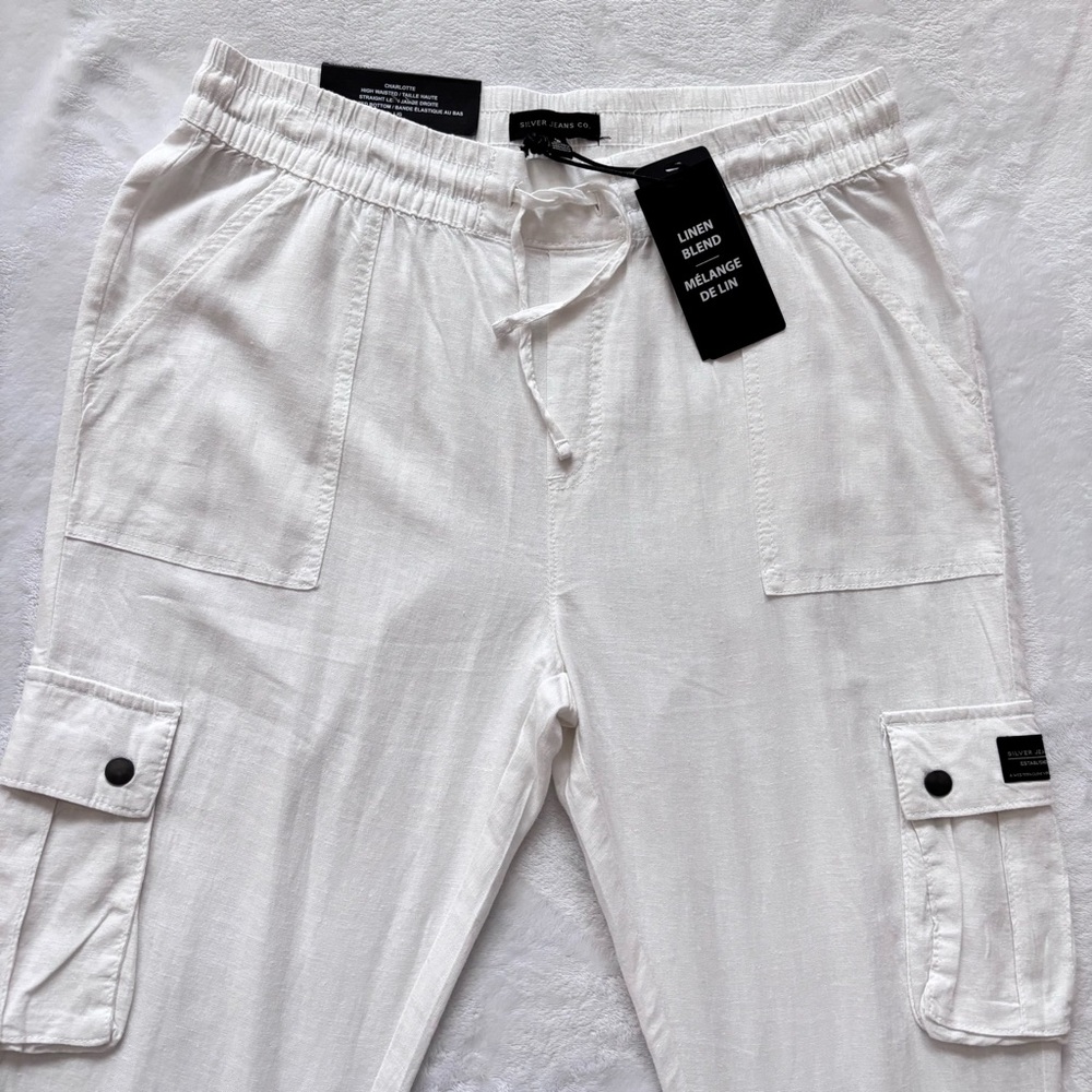 SILVER JEANS Charlotte High Waisted Straight Leg White Cargo Jogger--NWT--L - Picture 2 of 16